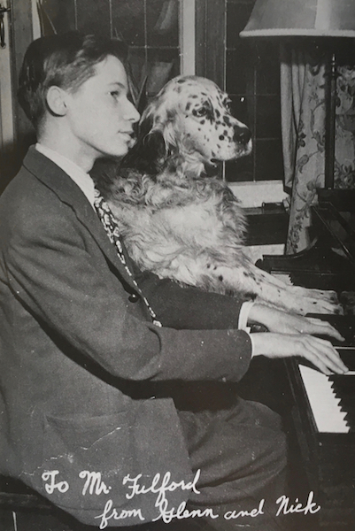 Glenn Gould and dog at piano